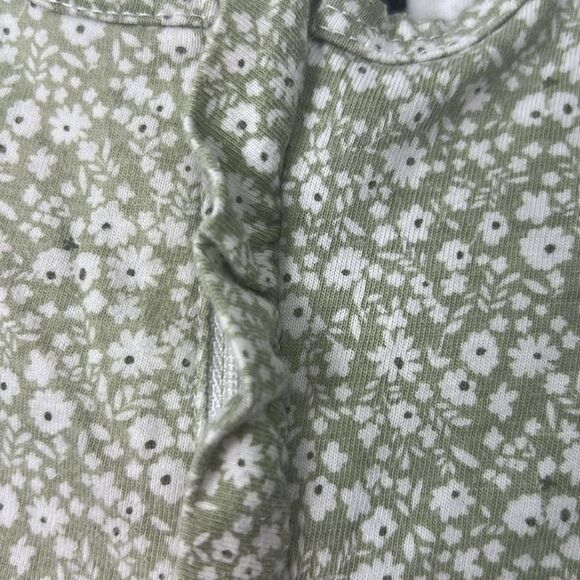 7 For all Mankind sage green floral sleep and play EUC 0-3 months - Picture 5 of 13